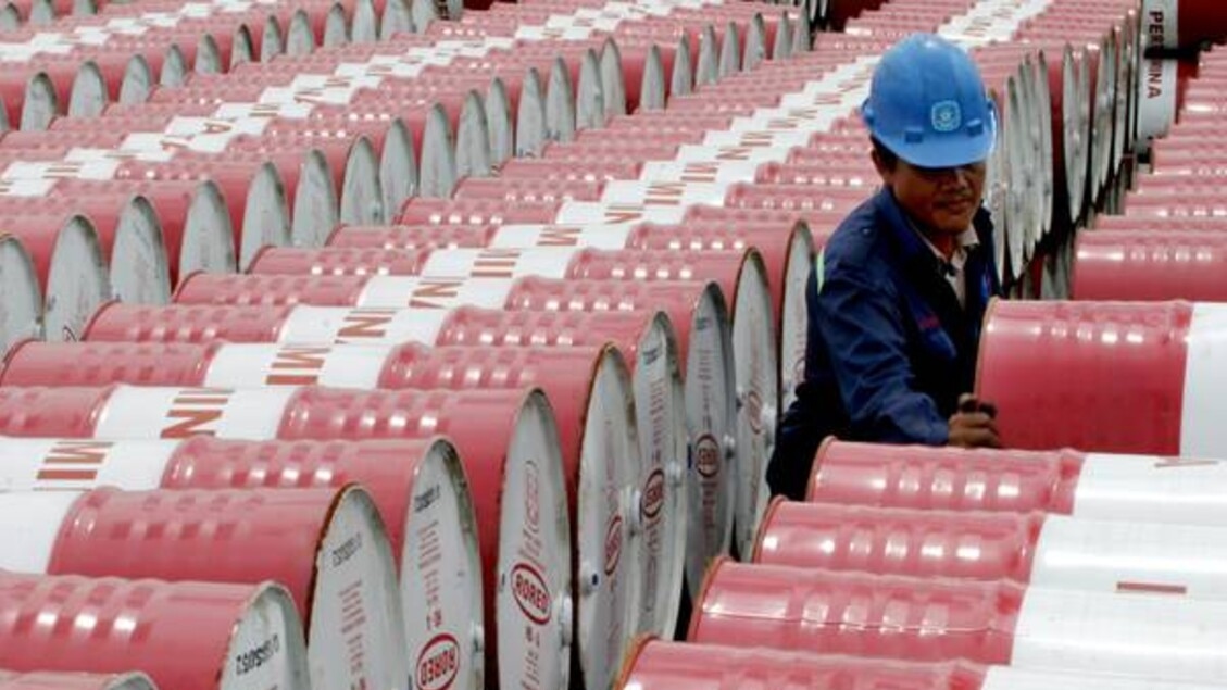 Olhos no petróleo após ataque dos EUA, alta esperada de 3 a 5 dólares