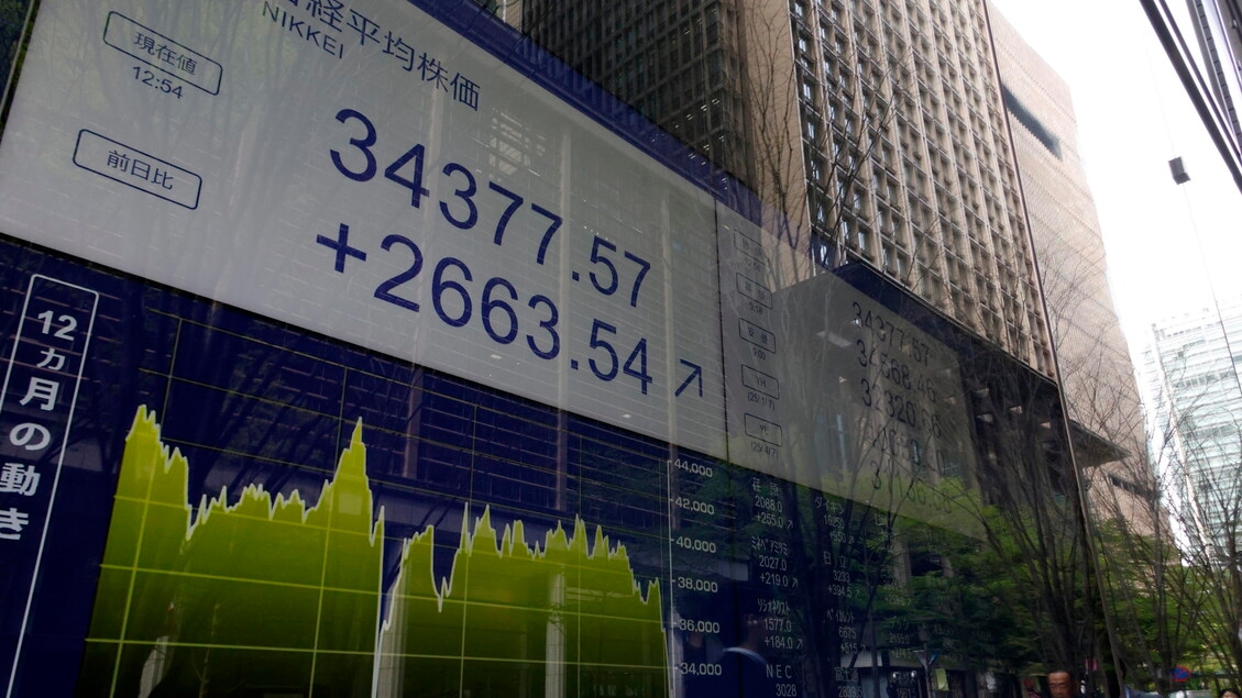 Bolsa de Tokio abre al alza (+0,77%)