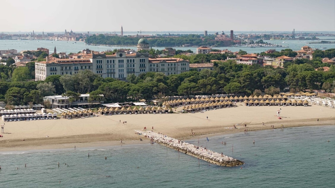 Acuerdo entre Coima y los bancos: renace el Hotel de Bains de Venecia