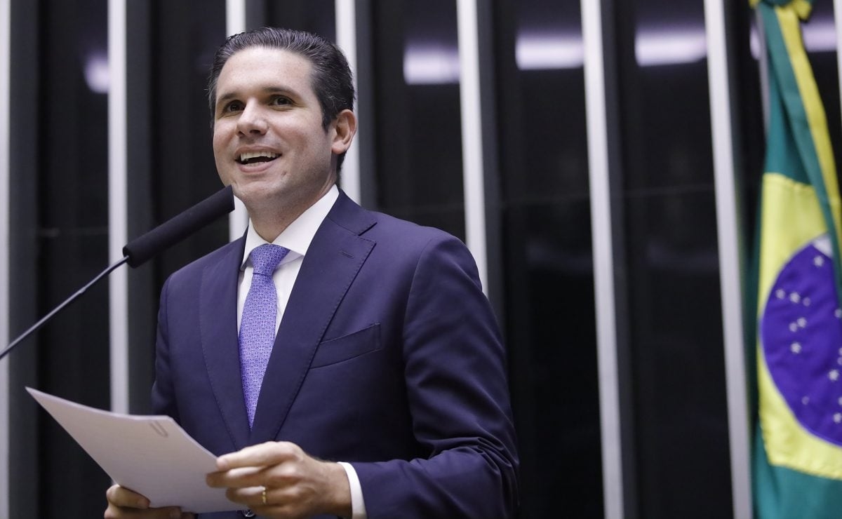 Hugo Motta reaffirms the Chamber's commitment to income tax exemption for those earning up to R$5,000