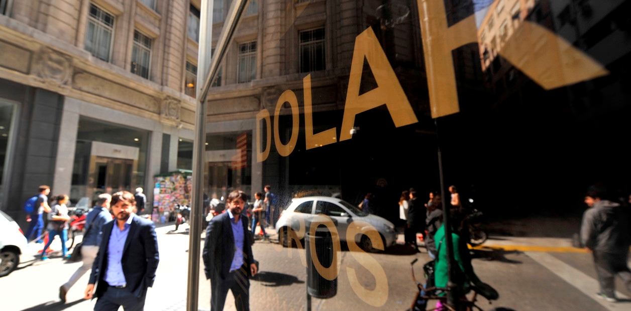 Dollaro blu oggi: quanto viene scambiato questo martedì 1° luglio?