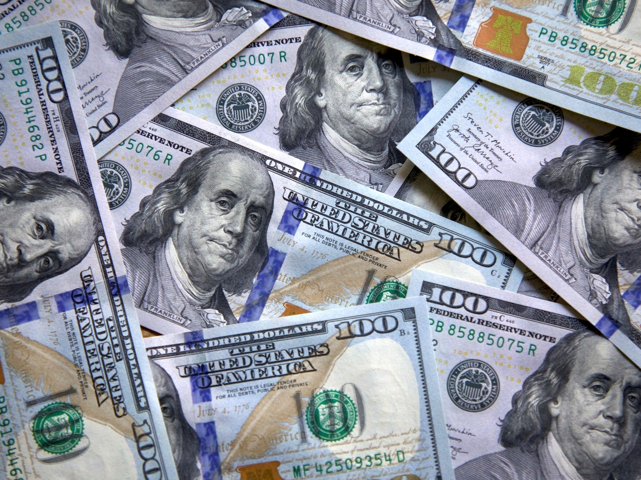 Officiële mededelingen: Nieuwe BTW en witwassen in aantocht?