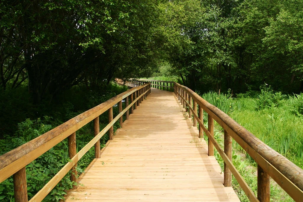 Un tramo de los paseos fluviales del río Uíma estará terminado a finales de 2026.