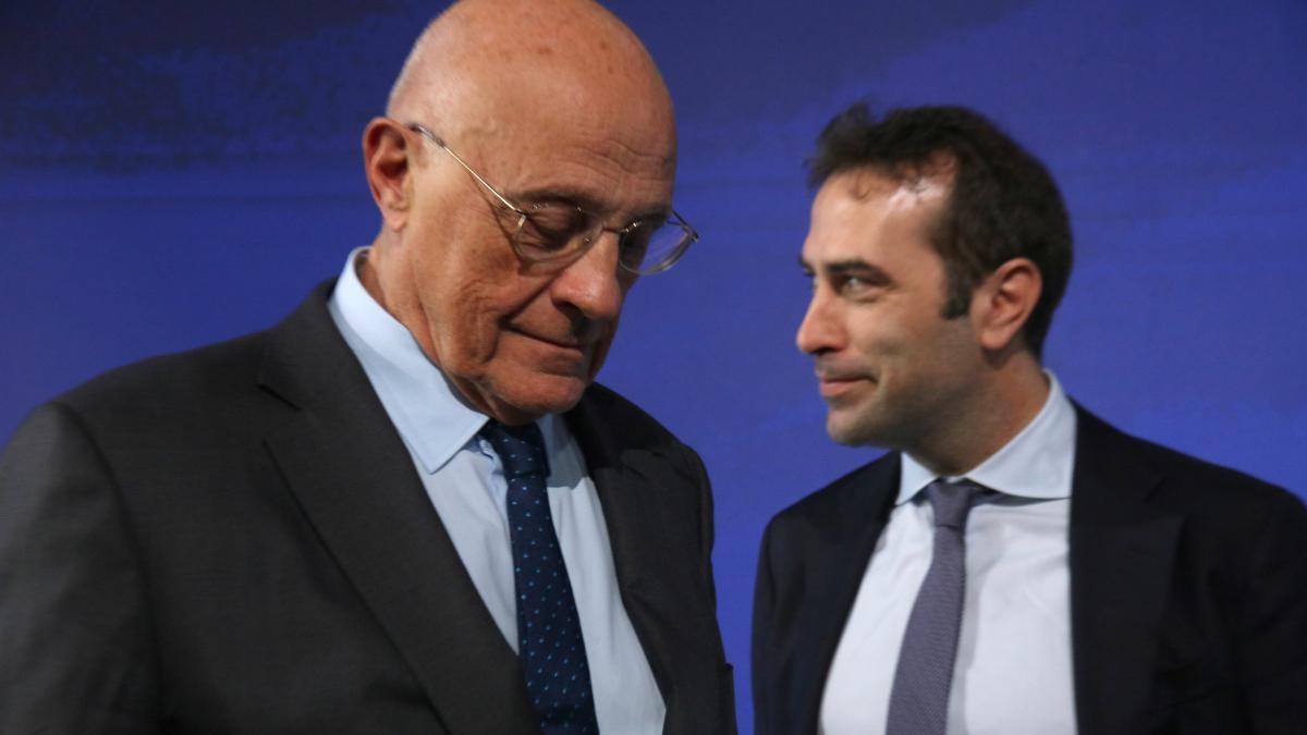 Abanca und Unicaja haben sich von der Suche nach einer Kerngruppe für Sabadell distanziert.