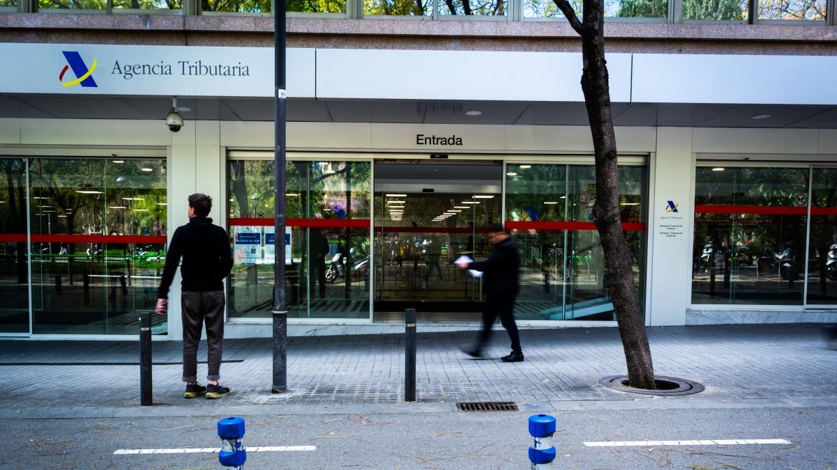 L'eliminazione dell'imposta sulle successioni aumenterebbe le entrate di 10 miliardi di euro.
