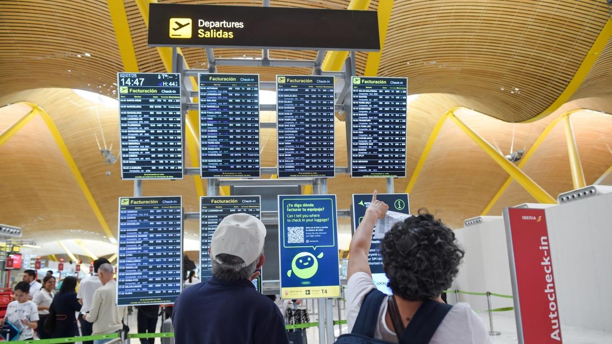Aena prevede di aumentare le tasse aeroportuali del 6% entro il 2026.