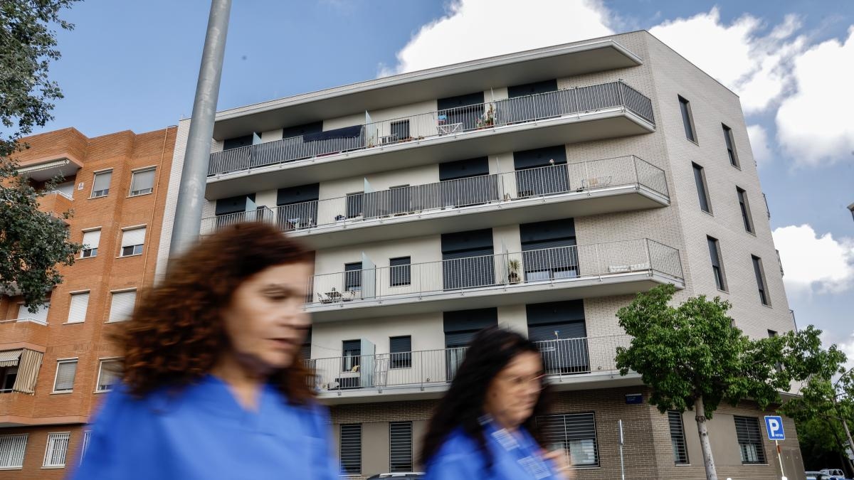 Organizacje społeczne mają zamiar pokryć 20% kosztów planu mieszkaniowego Illi.