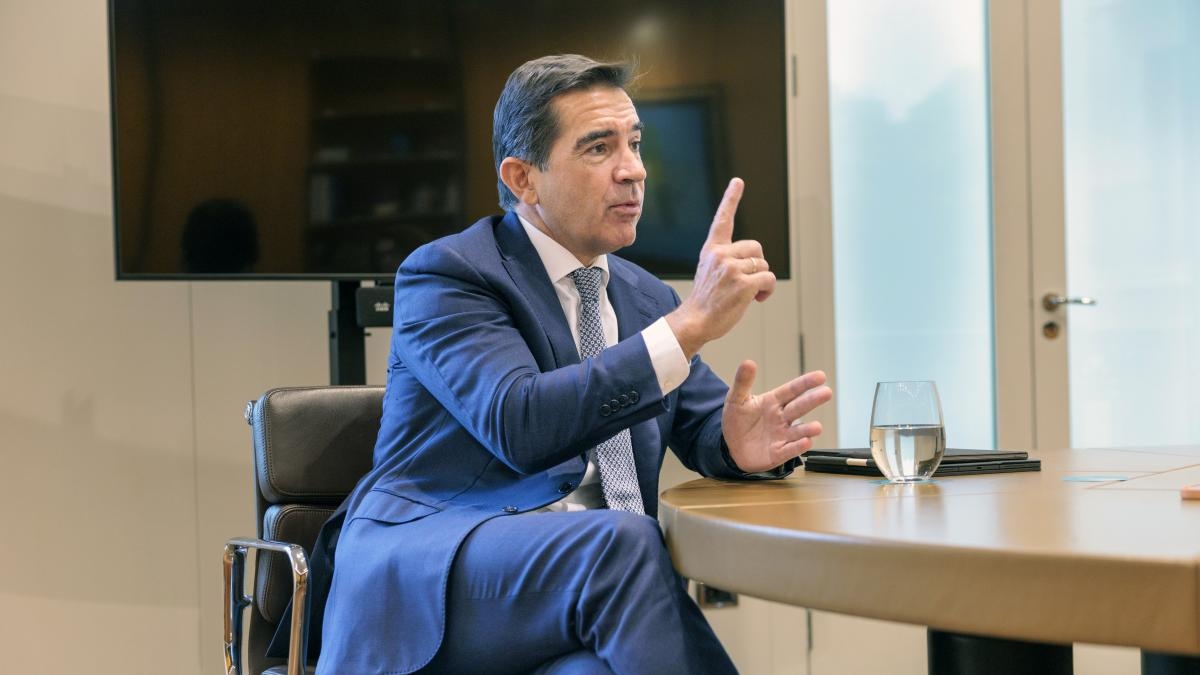 BBVA testuje akcjonariuszy Sabadell, składając niepoprawioną ofertę przejęcia
