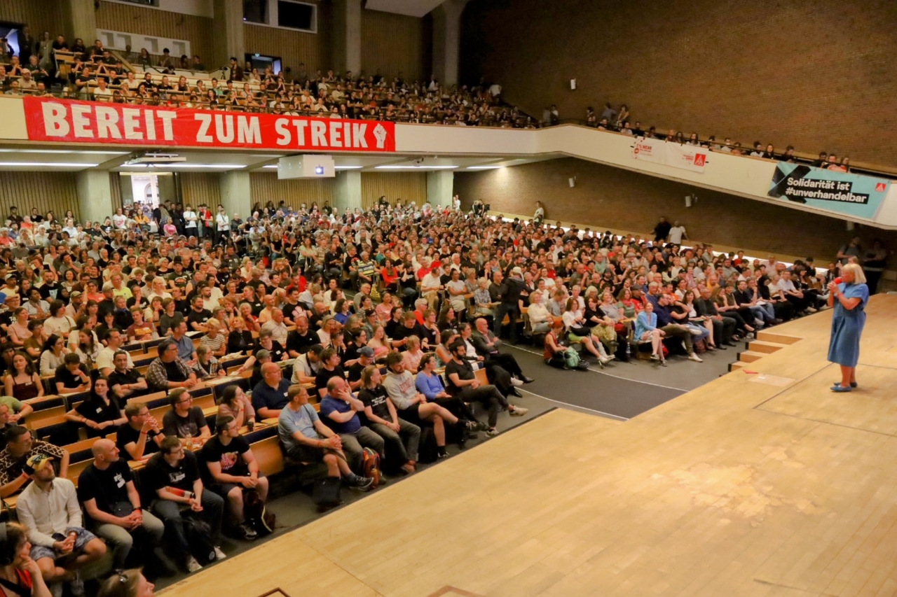 Konferenz »Gewerkschaftliche Erneuerung« | Gewerkschaftskonferenz: Dunkle Zeiten, die Hoffnung machen
