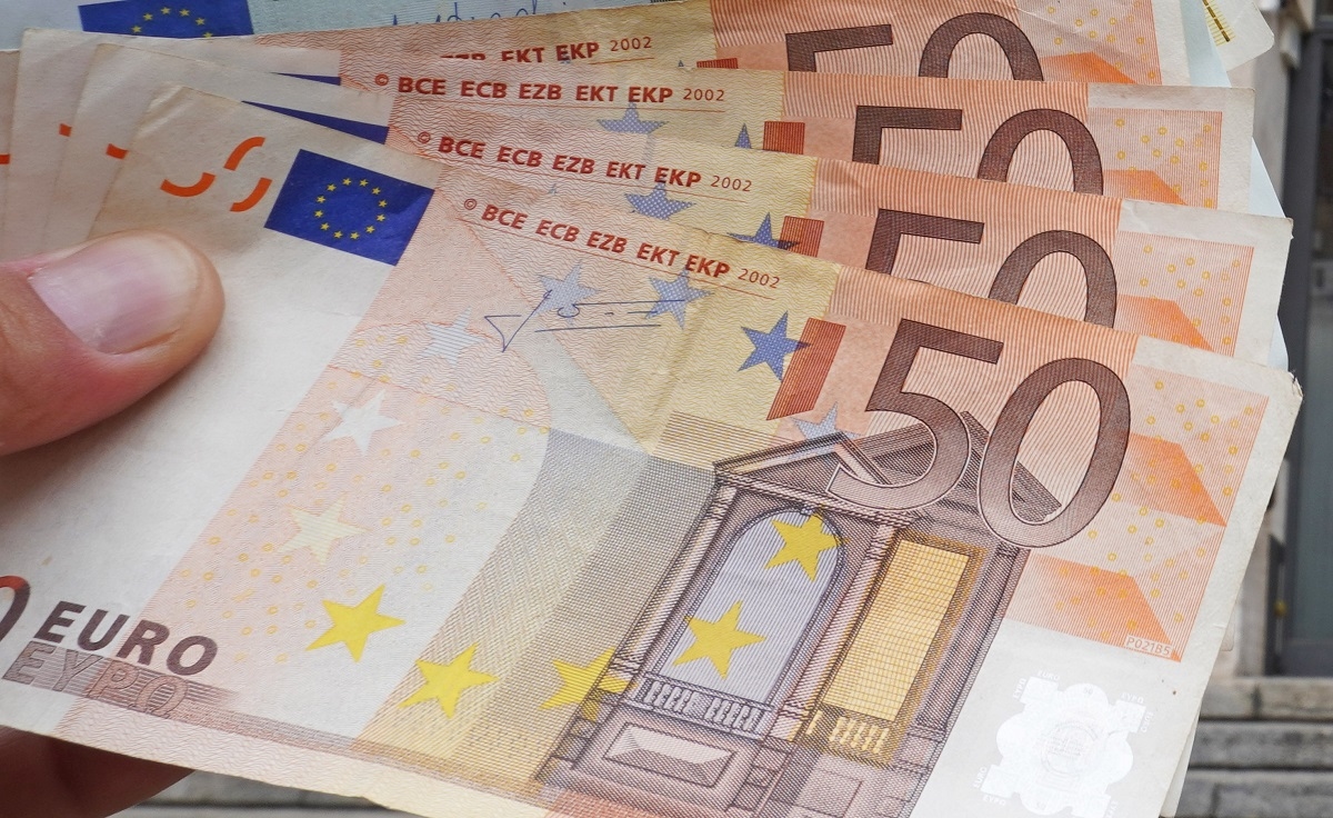 « Le diable est sur le billet de 50 euros » : la théorie virale qui enflamme la Bulgarie, clarifie la BCE