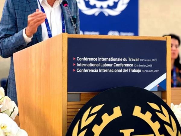 Çalışma Bakanlığı, ILO'nun çalışma reformu ve halk istişaresinde ısrar ediyor