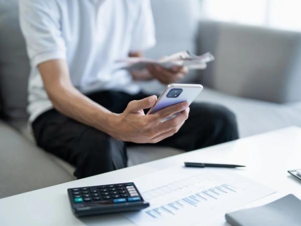 Bespaar tijd met DIAN: genereer zo uw elektronische handtekening voor uw inkomstenbelastingaangifte.