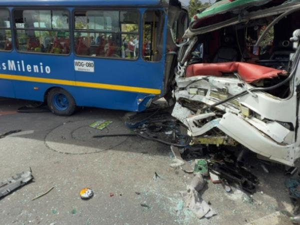 Boyacá Caddesi ve Primero de Mayo'daki büyük kaza hakkında bildiğimiz her şey