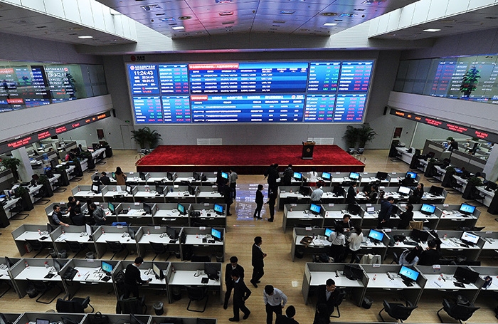 Merkez Bankası'nın enflasyon tahmini ve Federal Rezerv'den ihtiyat çağrısı. Finansal piyasa incelemesi, 6 Kasım.