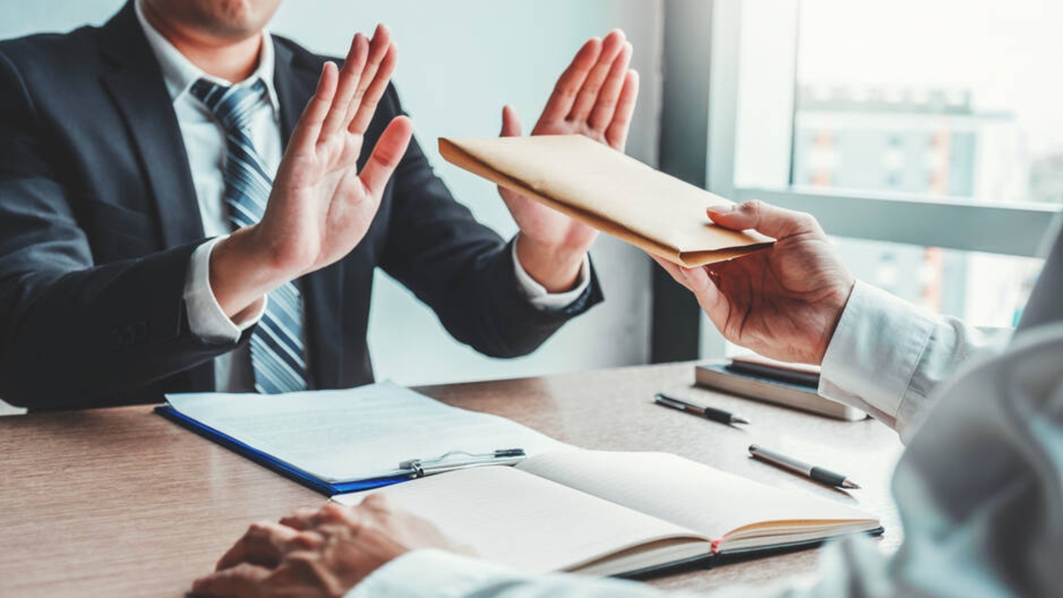 Cinco casos em que um trabalhador não pode ser demitido e quais os passos a seguir caso isso aconteça, de acordo com as regras estabelecidas pela legislação trabalhista.
