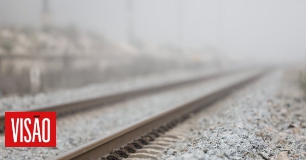 Il collegamento ferroviario Lisbona-Madrid, che attualmente dura 5 ore, dovrebbe essere completato entro il 2030.
