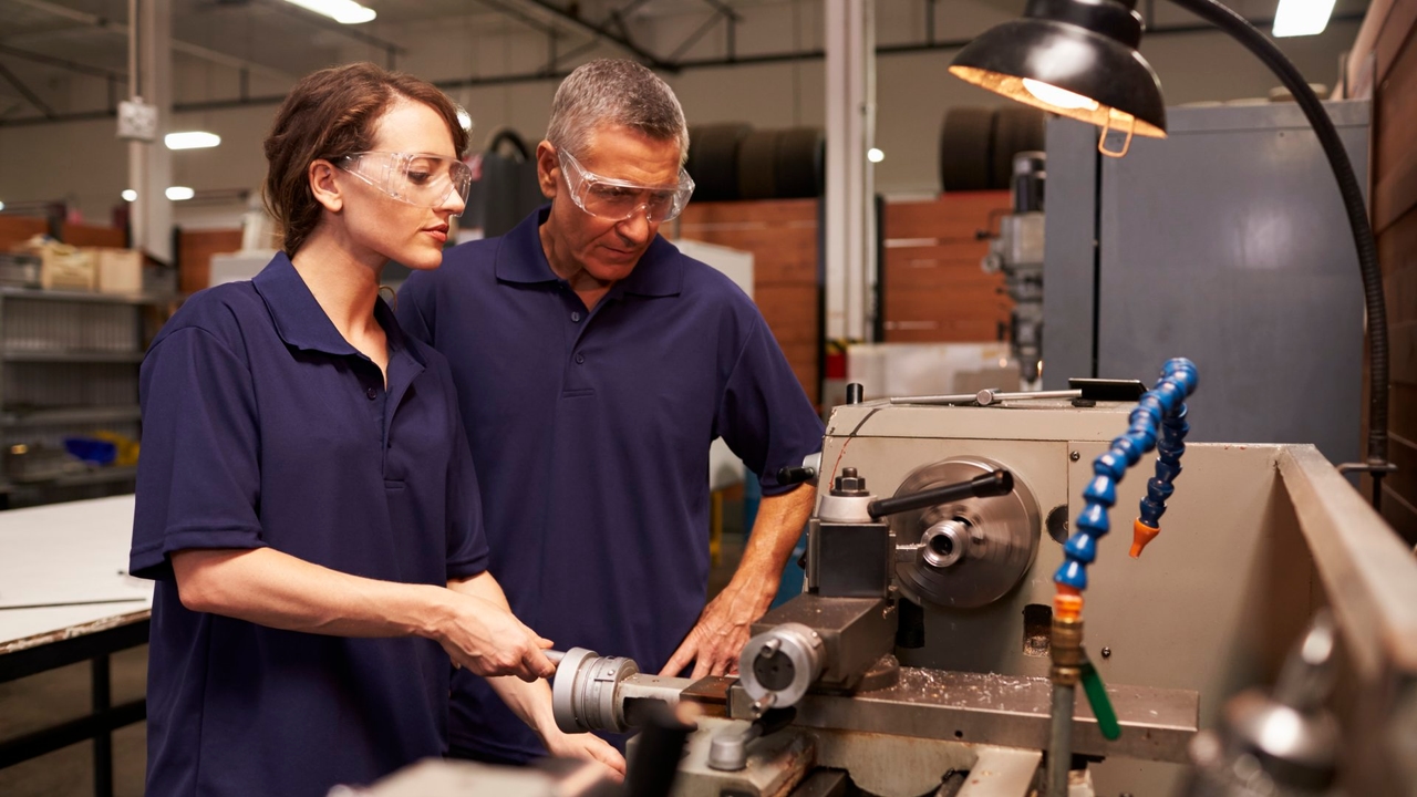 Les fabricants privilégient la production locale pour surmonter les tensions sur la chaîne d'approvisionnement