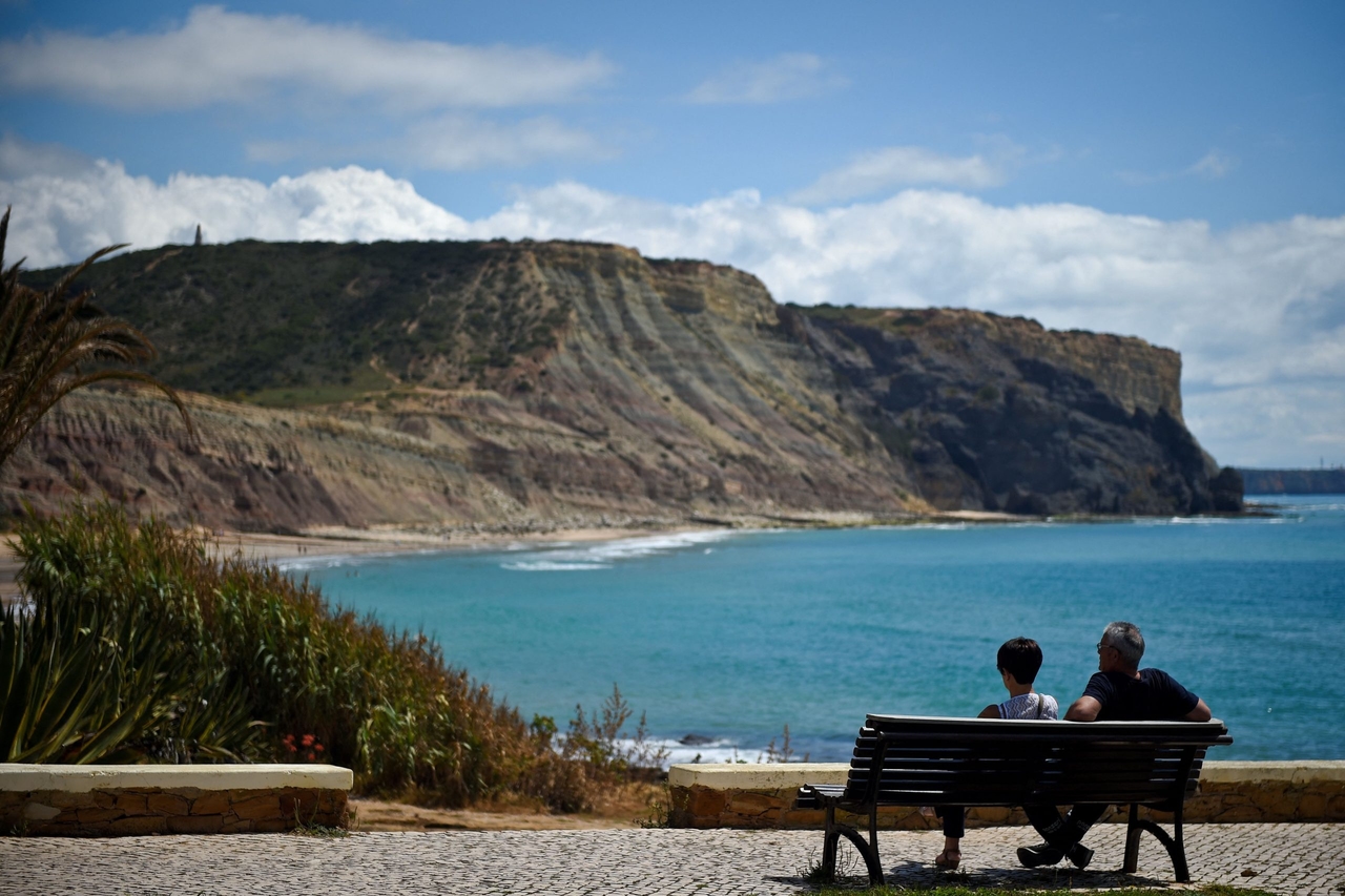 Algarve tourist accommodation accounts for more than 2.3 million overnight stays in September.