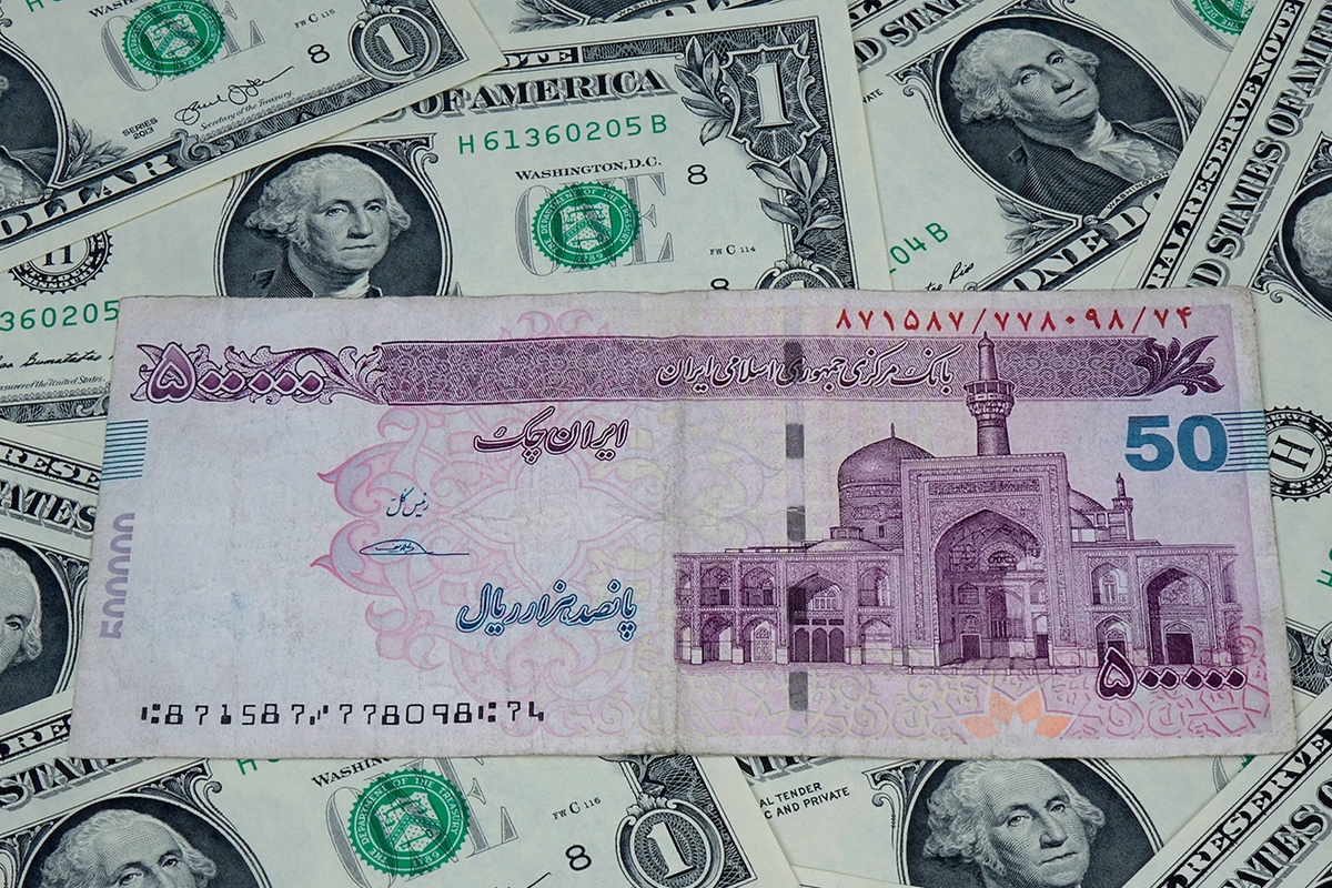 L'Iran sta progettando una moneta nazionale: Mosca seguirà l'esempio di Teheran?