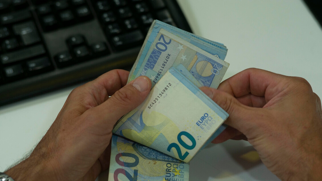 Wij sparen uit angst, wij geven uit plezier uit.