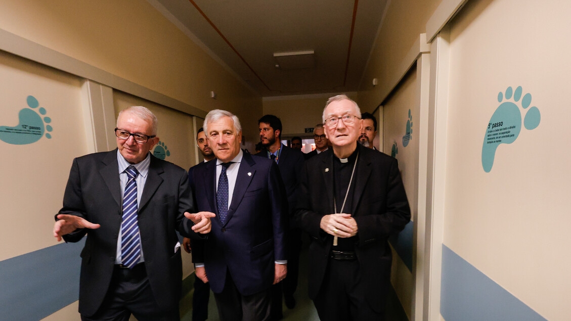 Tajani belooft de temperatuurstijging te beperken tot 1,5 graad.